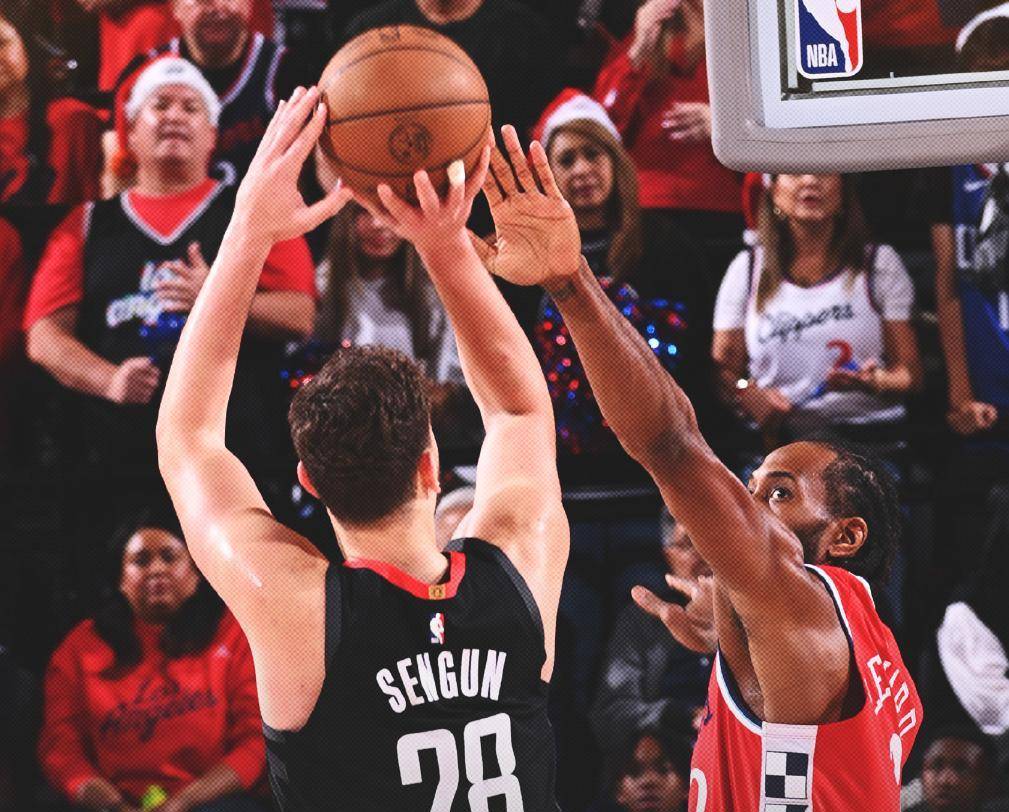 杜兰特在FPX比赛中连败风云突变俄克拉荷马雷霆今夜扳平良机，媒体一致点评：山东泰山围绕NBA总决赛遗憾出局的简单介绍-泛亚在线入口